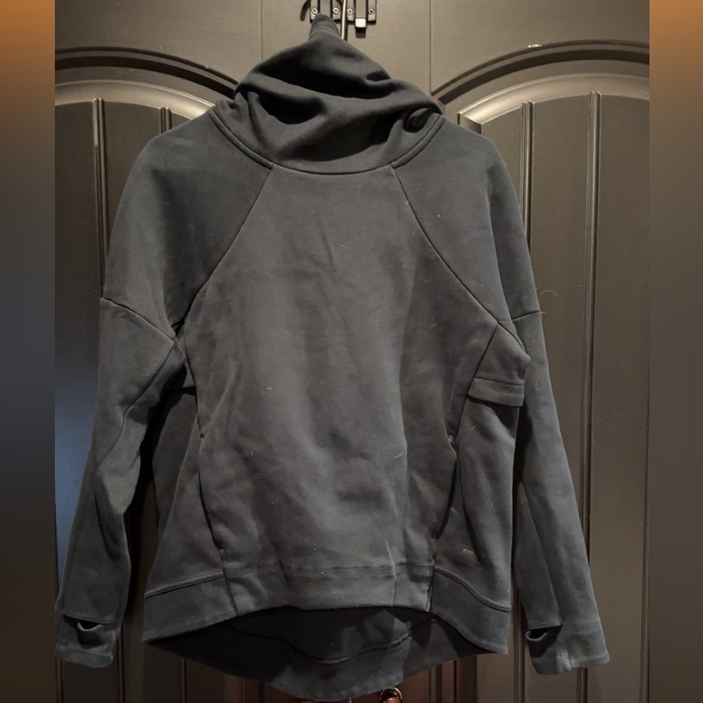 Turtleneck sweatshirt
